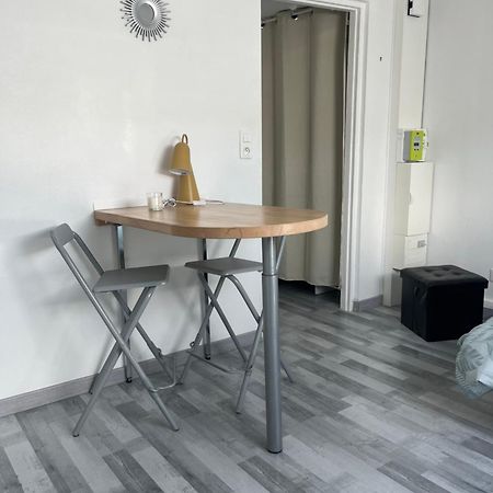 Studio / Chambre Calme Pres De L'Etang St Pierre. Amiens Exterior foto